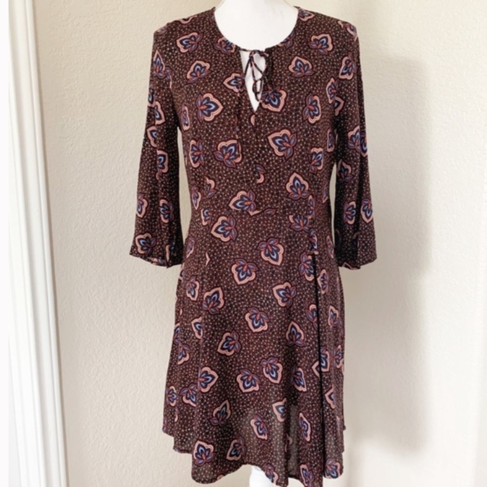 H&M Floral Print Shift Dress Bell Sleeves Size 6
